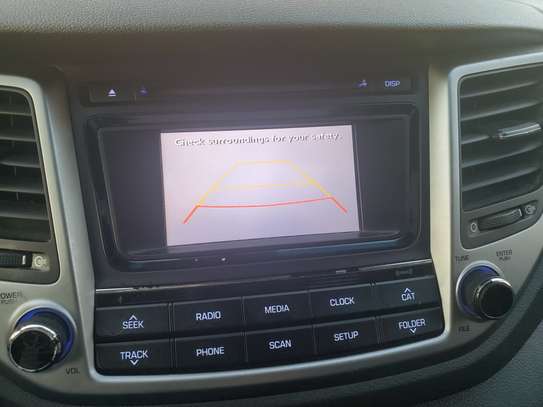 Hyundai Tucson full options version 4x4 image 6