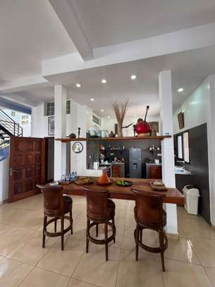 VILLA R+4 À VENDRE À OUEST FOIRE image 8
