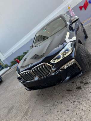 Bmw x6 2022 M50i image 11