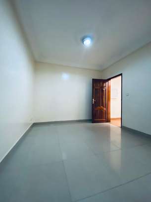 Bel appartement à Sacré Coeur 1 image 11