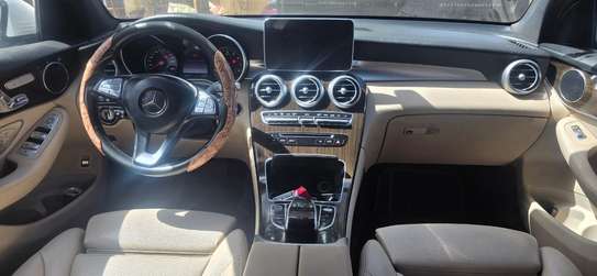 Mercedes-Benz GLC 300 4MATIC année 2016 image 5