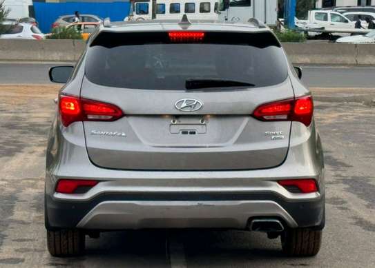 Hyundai santafe Sport 201720 image 3