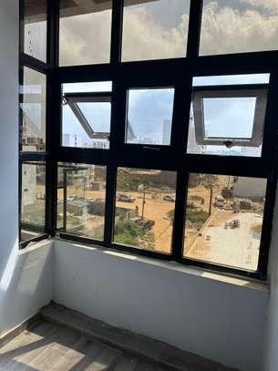 Grand et joli studio à louer aux Almadies image 7