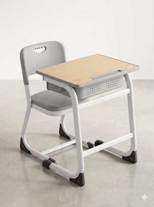 Bureau Enfant Bois et Blanc avec Chaise image 2