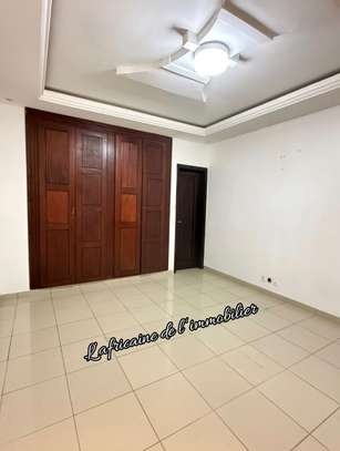 Appartement F4 à louer sur la VDN image 5