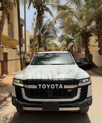 TOYOTA LAND CRUISER 300 GR Sport 2026 image 2