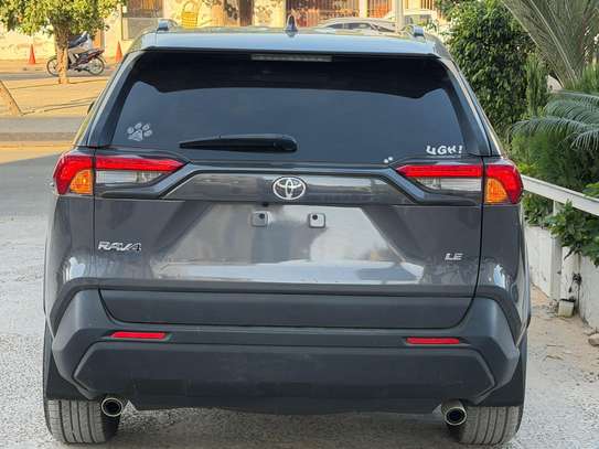 🚗 Toyota RAV4 SE – Année 2021 Automatique image 5