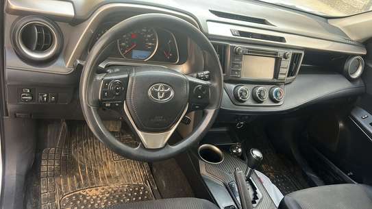 TOYOTA RAV4 2015 image 5