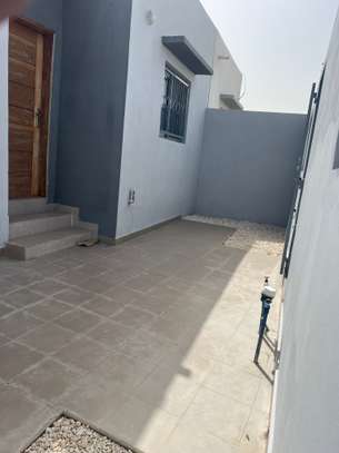 Maison à louer à Ndiakhirat HLM Corossol image 3