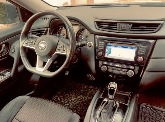 Nissan Rogue image 7