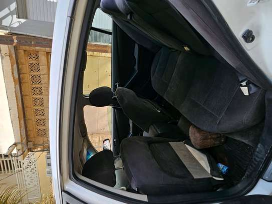 Nissan Altima image 3