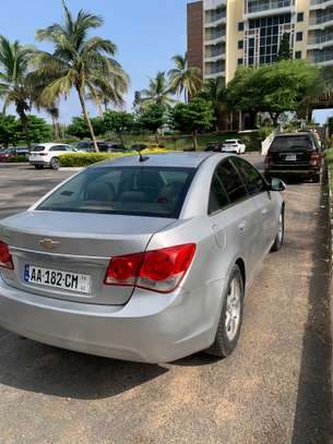 Chevrolet Cruze 2010 image 8