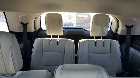 Ford Explorer 2017 image 6