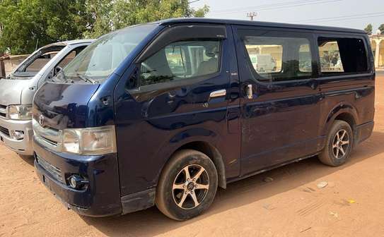 Toyota Hiace 14-16 image 6