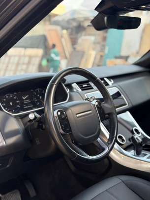 RANGE ROVER SPORT image 9
