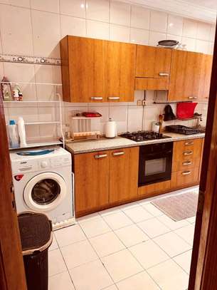 APPARTEMENT F3 MEUBLÉ AUX ALMADIES image 5
