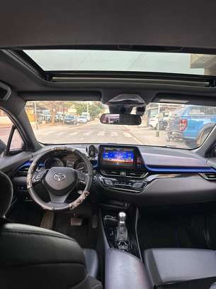 Toyota C-HR image 6