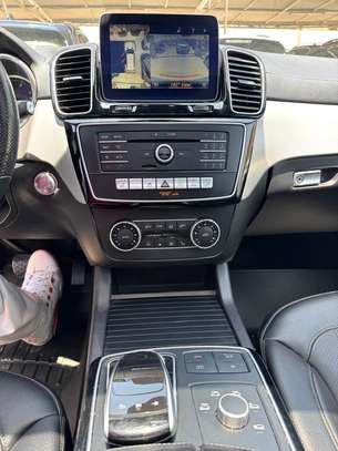 Mercedes GLS 450 4 matique AMG image 7