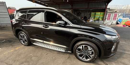 Hyundai Santa Fe essence 2019 full options image 12