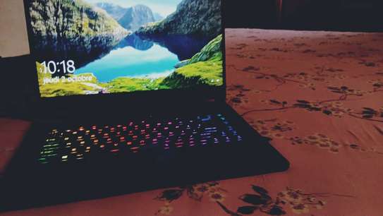 MSI GAMER LAPTOP image 3