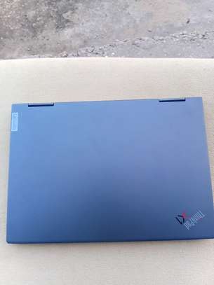Lenovo yoga x360 image 5