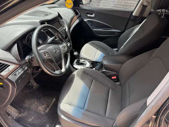 Hyundai Santafe 2017 Sport 4x4 image 2