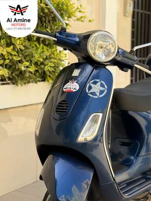 Vespa LX 125 image 8