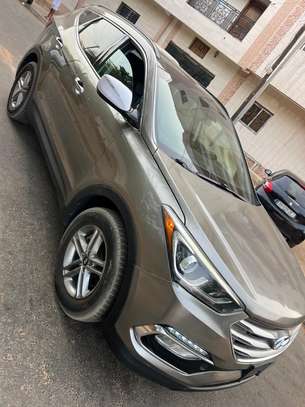 Je vend ma Hyundai santafe 2017 automatic essence image 7