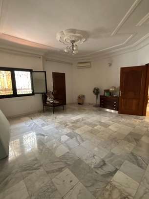 🏡 À LOUER – SPACIEUSE VILLA R+2 AU VIRAGE image 6