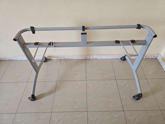 Table pliable et démontable avec roues image 4