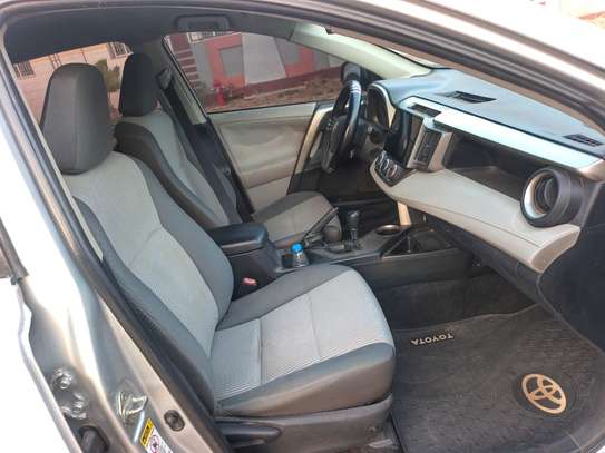 Toyota 2015 image 2