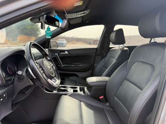 Kia sportage 2019 image 8