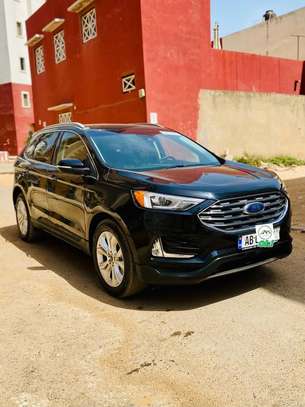 Location FORD EDGE TITANIUM image 5