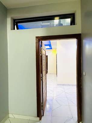 APPARTEMENT F4. KEUR MASSAR SOTRAC image 7