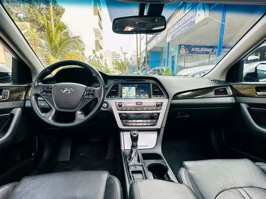Hyundai sonata 2017 image 3
