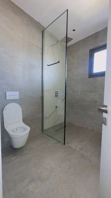 Appartement à louer aux Almadies sur la corniche image 14