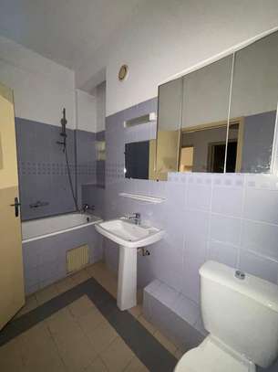 Ref_2983_PL Appartement F3 à louer  au Point E image 7