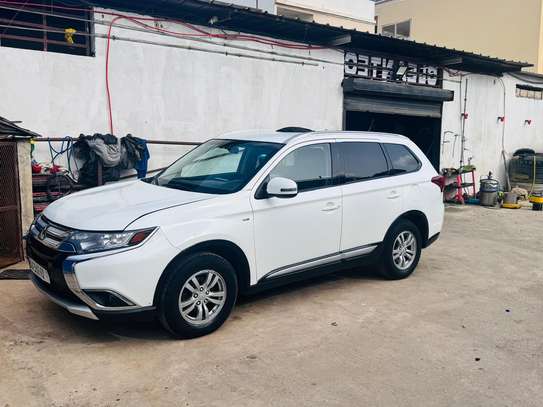 Vente Mitsubishi Outlander image 3
