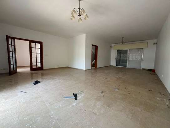 Villa F5 à louer à Mermoz image 3