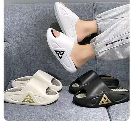 Vente des chaussures image 6