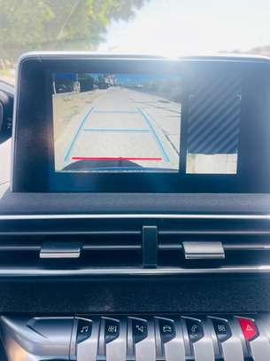 PEUGEOT 3008 image 12