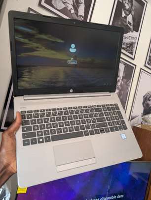 HP 15 i5 8th gen /256gb /8gb ram image 7