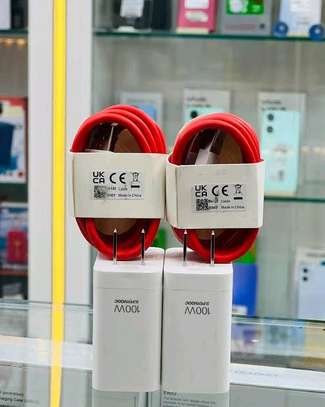 Chargeur OnePlus 100w supervooc image 3