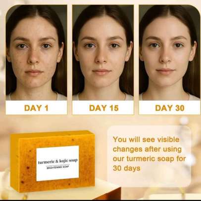Savon tumeric et kojic acid image 4
