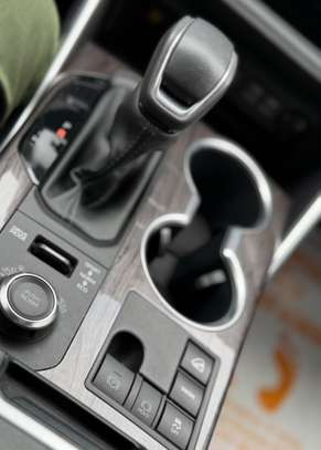 Toyota Highlander Platinium 2023 image 11