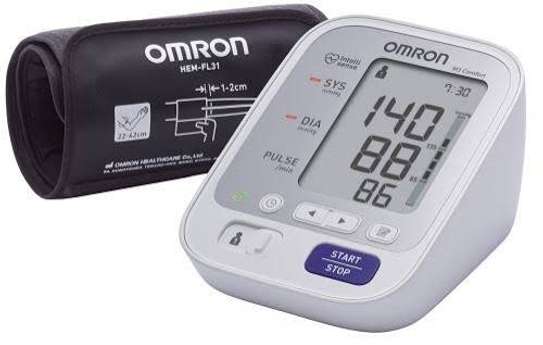 Omron M3 Confort tensiomètre bras automatique précis image 2
