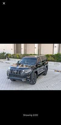 Toyota prado vxr 2020 image 2