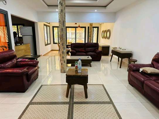 Villa a louer aux Almadies image 7