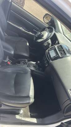 MITSUBISHI OUTLANDER SPORT 2017 image 8
