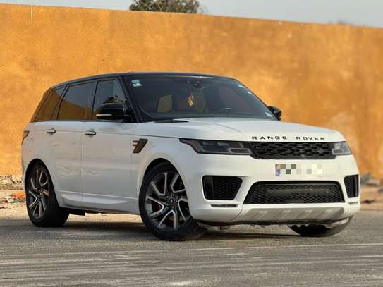 Range Rover Sport image 2